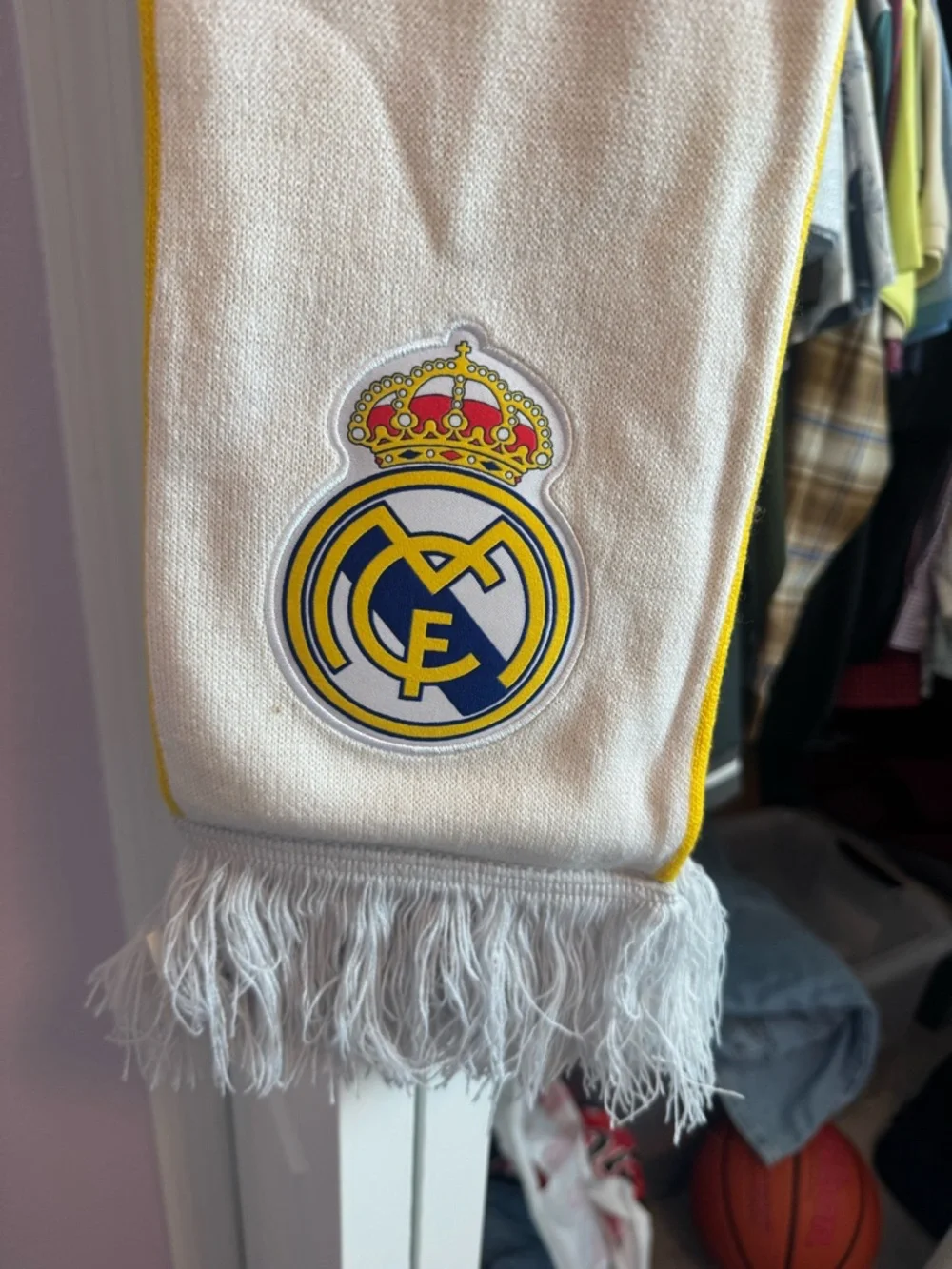 Adidas Unisex Real Madrid FC Football White & Gold RMFC Scarf (Rare) - JX3187